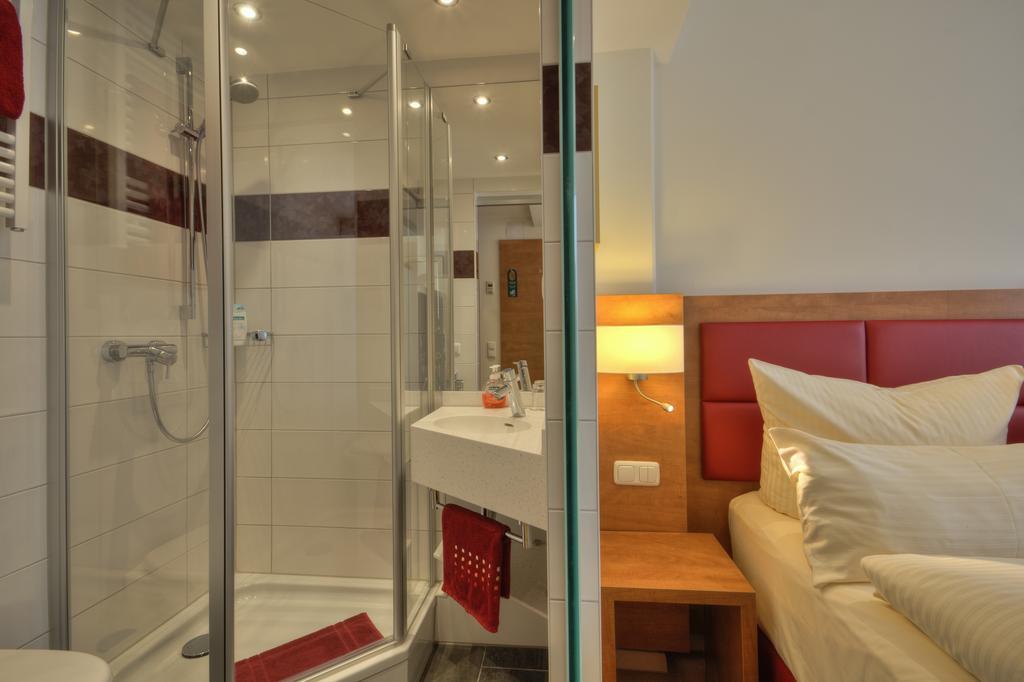 מינכן Hotel Condor מראה חיצוני תמונה